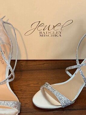 Badgley Mischka Jewel Glittering Silver Shoes